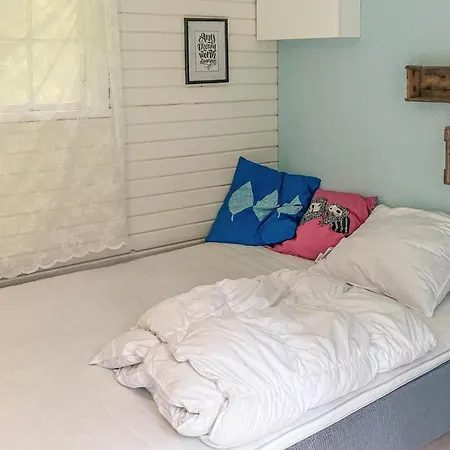 3 Bedroom Awesome In Hojslev