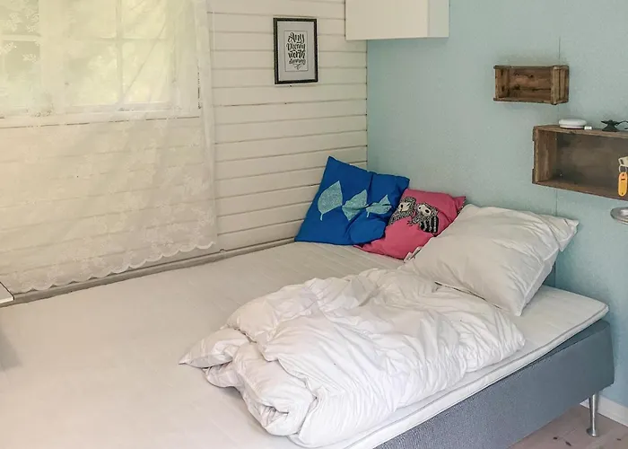 3 Bedroom Awesome In Hojslev